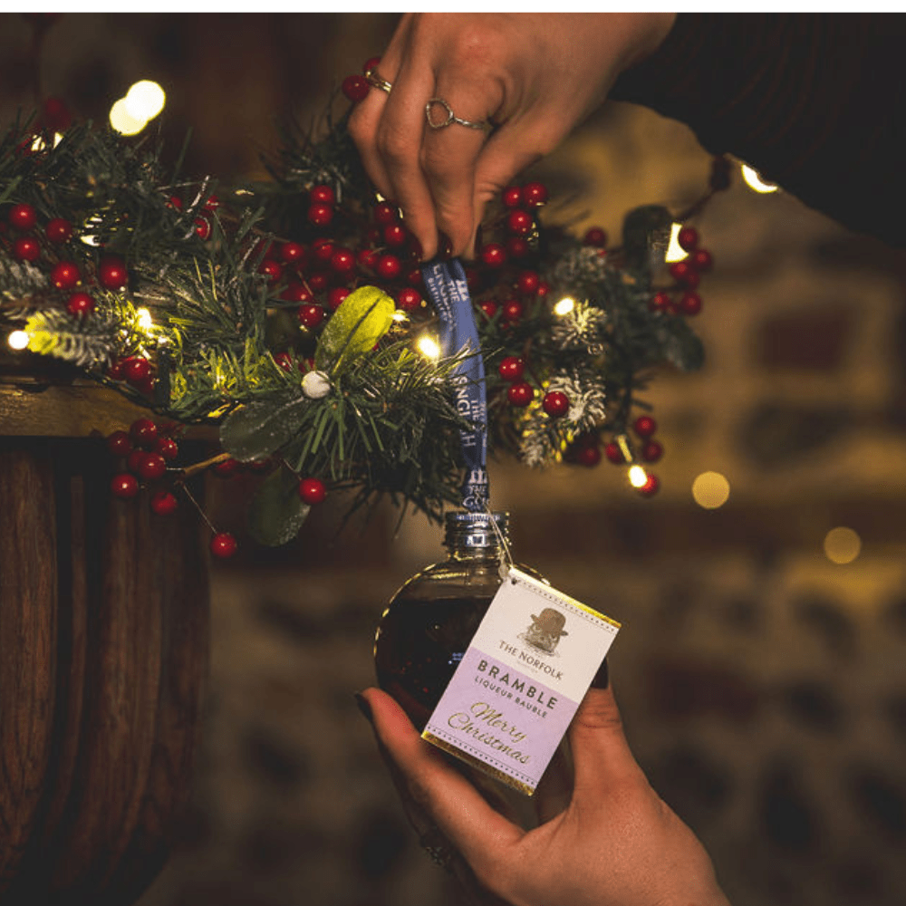 The Norfolk Bramble Bauble - The English Distillery